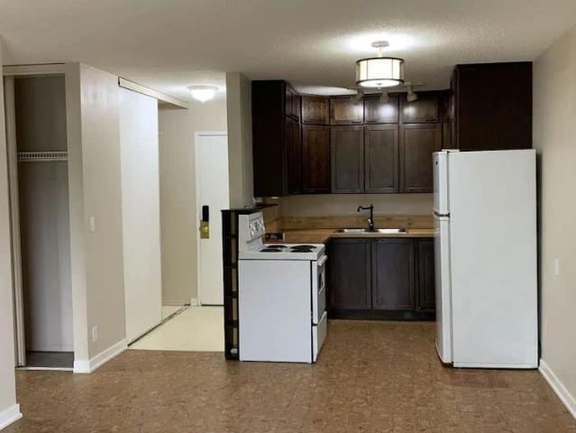 Cozy 1 Bed in Dalhousie — 1 Bedroom Condo Unit
