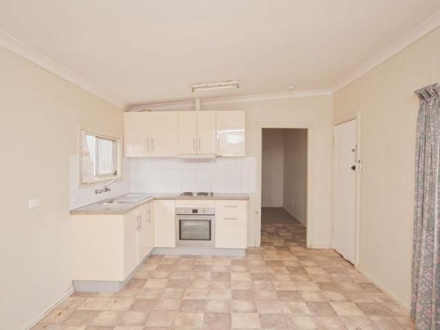 Cozy 1 Bedroom Unit in Prime Griffith Location