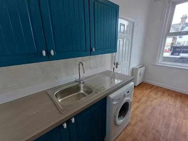 Just in! 1 bedroom apartment for rent in Christchurch Road, Bo.