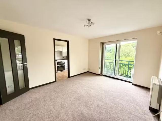 Just in! 1 bedroom apartment for rent in Barnston Way, Hutton.