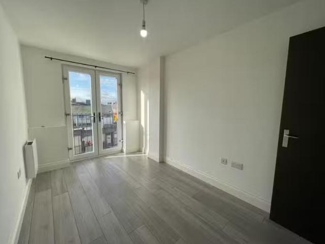 For Rent! 1 bedroom apartment for rent in North Street, Cedar.