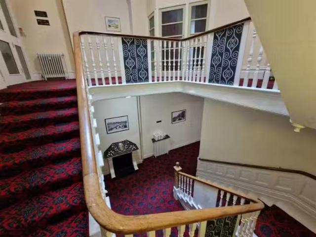 Cheap 1 bedroom apartment for rent in West Hill Road, Bournemo.