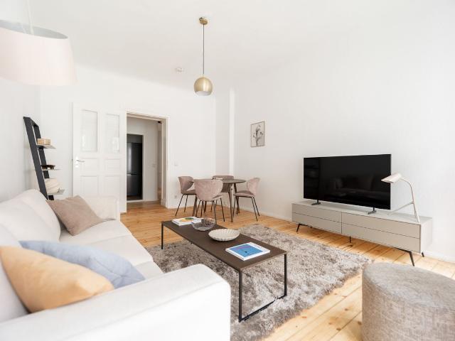 Cozy 1 Bedroom Apartment in Neukölln, Berlin Amsterdam Apartments for Rent