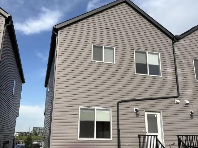 Cozy 1 Bedroom Basement in Cornerstone NE
