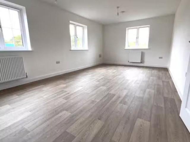 For Rent! 1 bedroom flat for rent in Central Boulevard, Aylesh.