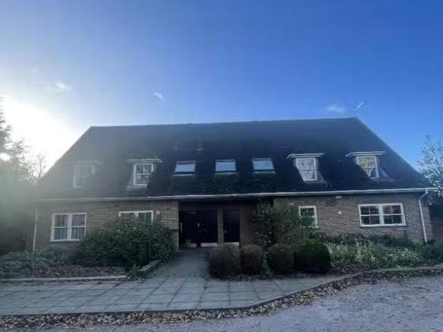 Rental! 1 bedroom flat for rent in Drop Lane, AL2