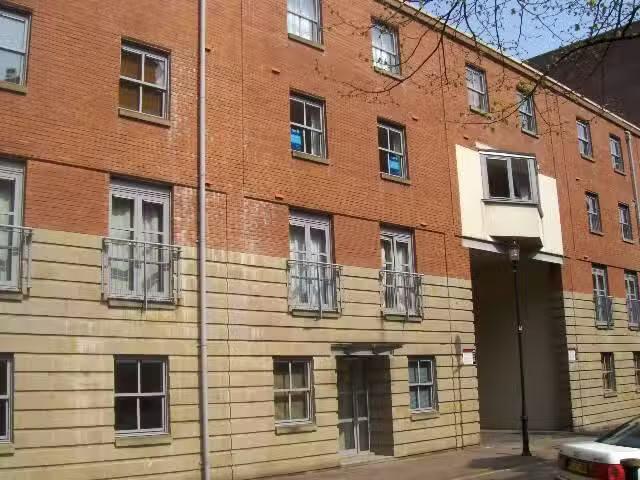 For Rent! 1 bedroom flat for rent in St James Mansions, Mount.