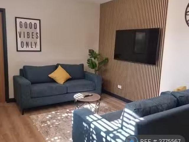 Nice 1 bedroom house share for rent in Day Crescent, Bath, BA2