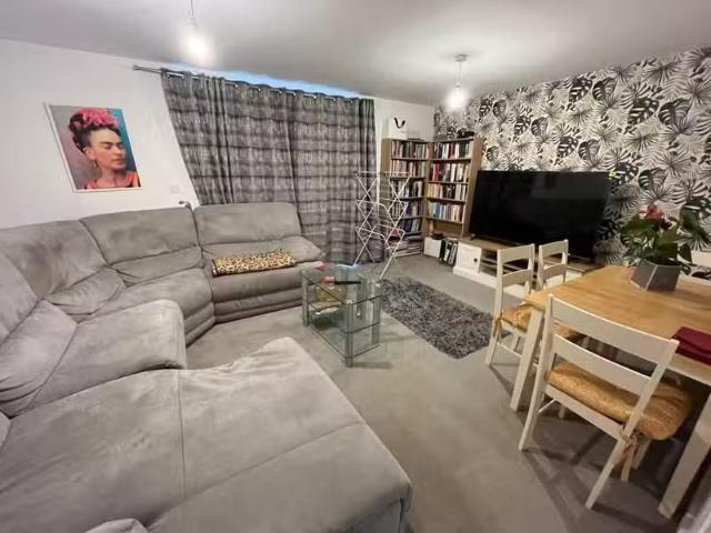 Just in! 1 bedroom house share for rent in Pippin Way,, Alres.