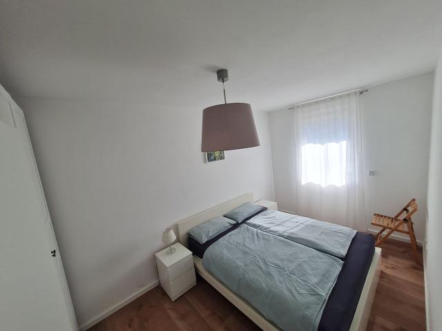 Cozy 1 bedroom new build apartment with private entrance and parking space in Düsseldorf, Dusseldorf Amsterdam Apartments for Rent