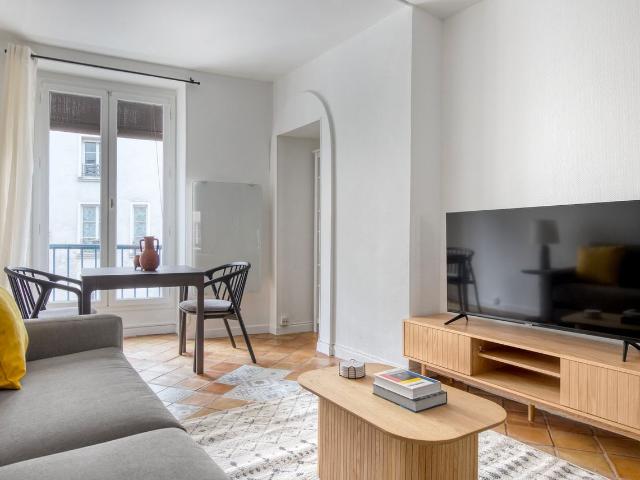 Cozy 1 Bedroom Retreat in the Heart of Paris, Paris Amsterdam Apartments for Rent