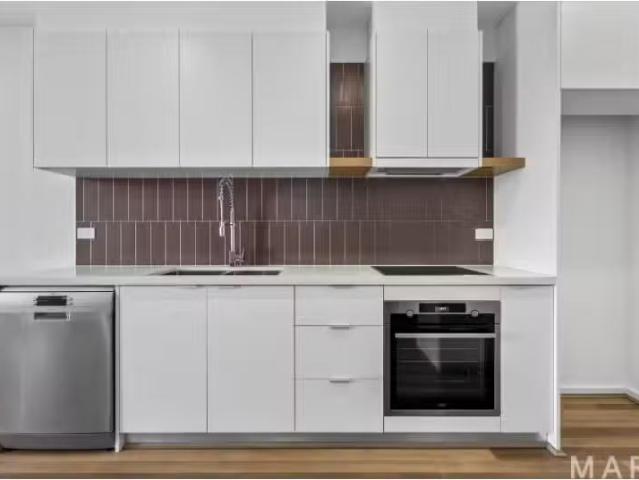 Charming 1 BR 1010/2 Gribble Street, Gungahlin Apartment for r.