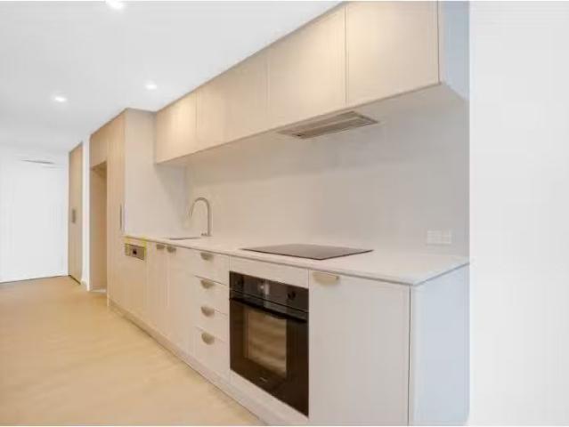 Cheap 1 BR 102/68 Allara Street, City Apartment for rent List.