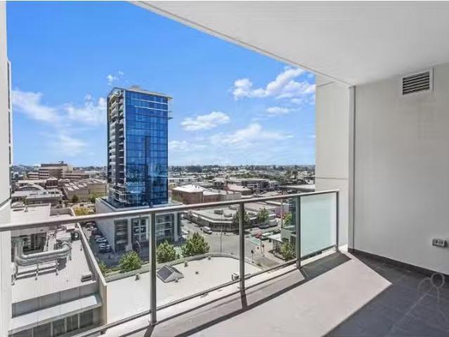 Cheap 1 BR 121/15 Aberdeen Street, Perth Apartment for rent L.