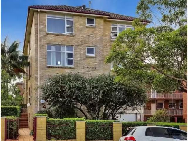 Nice 1 BR 13/4 Clifford Street, Mosman Apartment for rent Lis.
