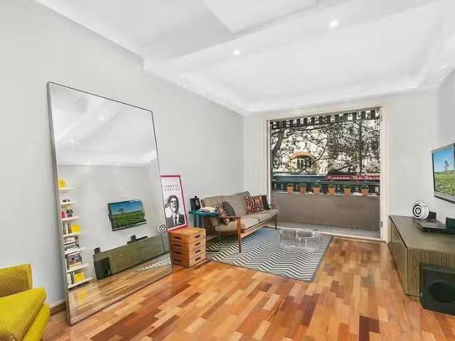 Nice 1 BR 13/58A Flinders Street, Darlinghurst, NSW 2010