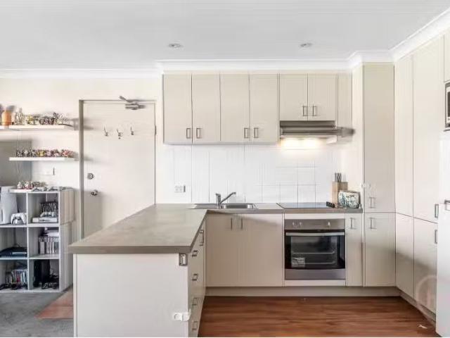 New 1 BR 132/14 Boolee Street, Reid Apartment for rent Listed.