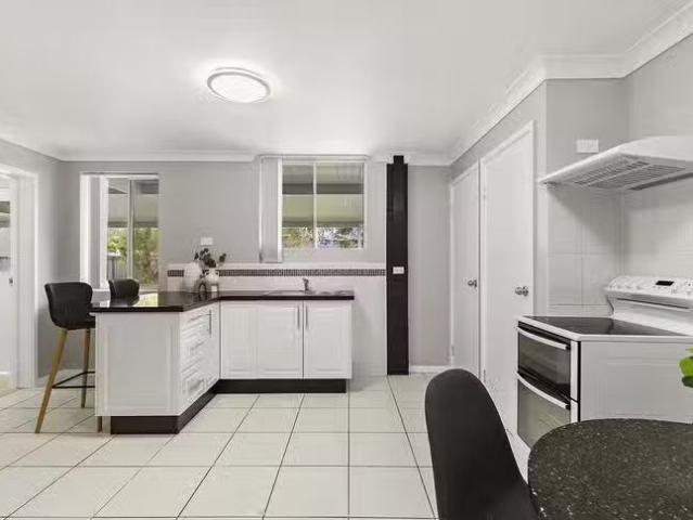 Nice 1 BR 1/46 Adams Street, Heddon Greta, NSW 2321