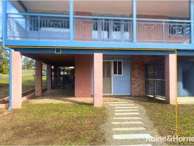 Just in! 1 BR 1/49 Eastbourne Avenue, CULBURRA BEACH House for.