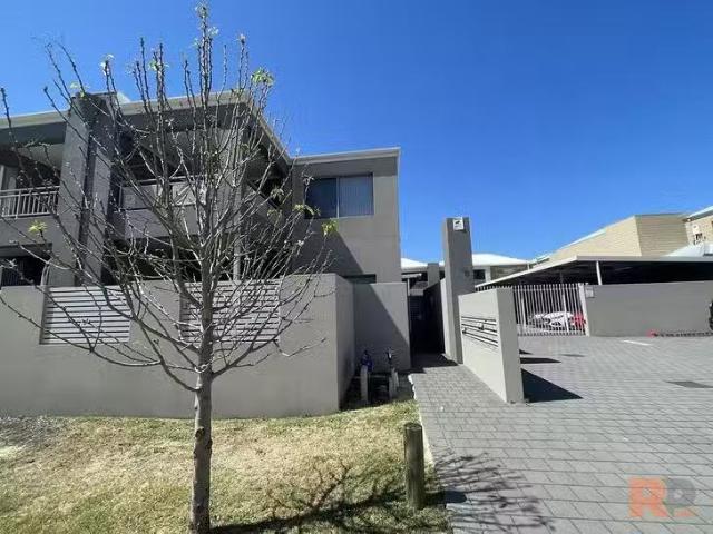 Just in! 1 BR 20/8 Blackburn Street, Maddington, WA 6109