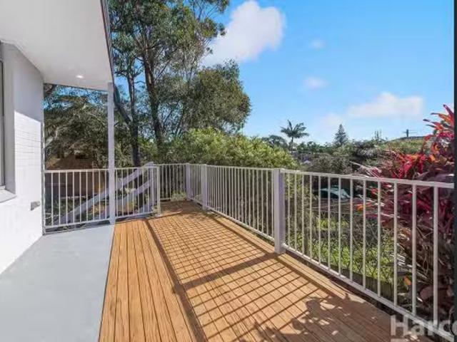 Charming 1 BR 25a Chalmers Street, Port Macquarie, NSW 2444.
