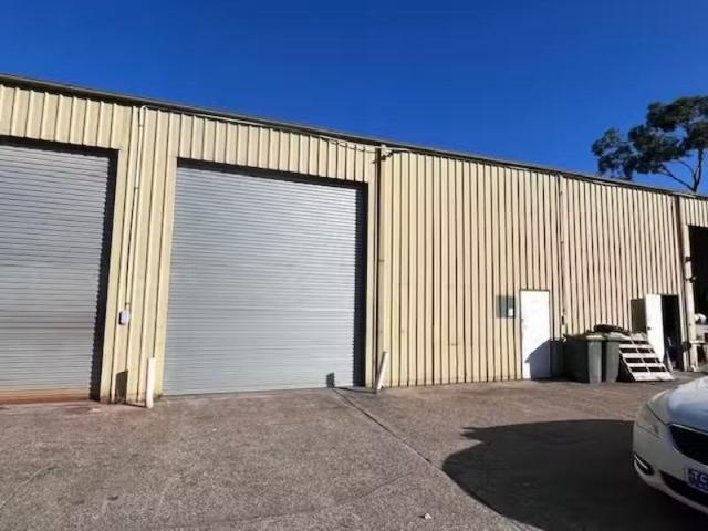 Unique 1 BR 3/14 Industrial Crescent, LEMON TREE PASSAGE Prope.