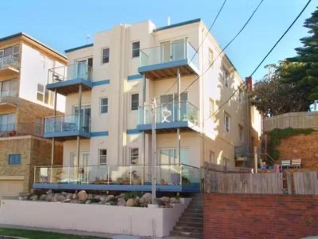 Cozy 1 BR 3/1 Lowe Street, Clovelly Apartment for rent Listed.