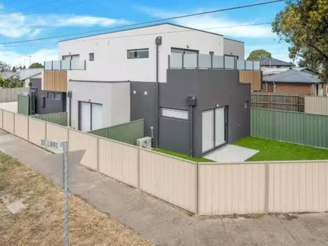 Nice 1 BR 3/50 Robin Avenue, Norlane, VIC 3214