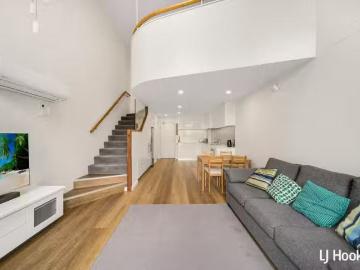 Just in! 1 BR 38/18 Captain Cook Crescent, GRIFFITH Apartment.