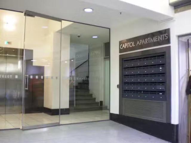 Cozy 1 BR 403/115 Swanston Street, Melbourne, VIC 3000