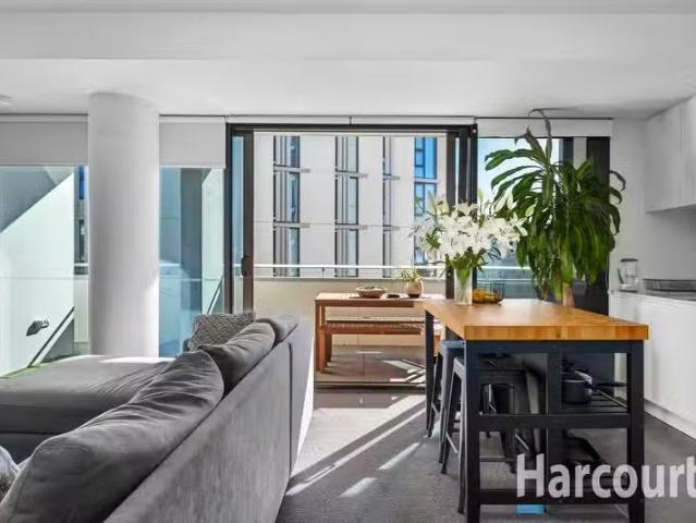 Rental! 1 BR 413/470 King Street, Newcastle West, NSW 2302 A.