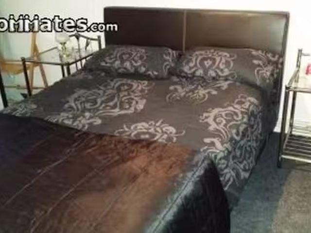 Rental! 1 BR 476 Room for rent in Crawley
