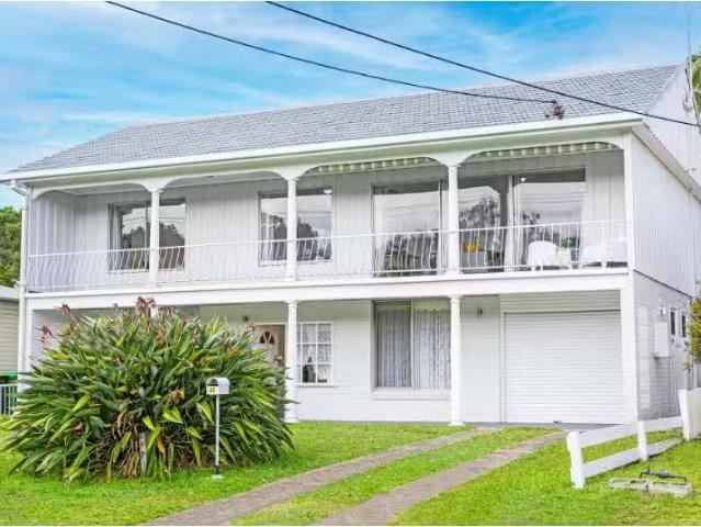 Unique 1 BR 47b Leonard Avenue, Toukley Apartment for rent Li.