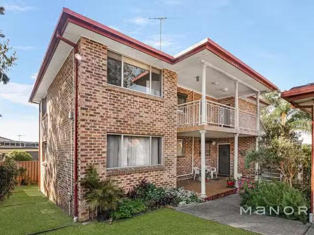 Just in! 1 BR 5/88 Seven Hills Road South, Seven Hills, NSW 2147