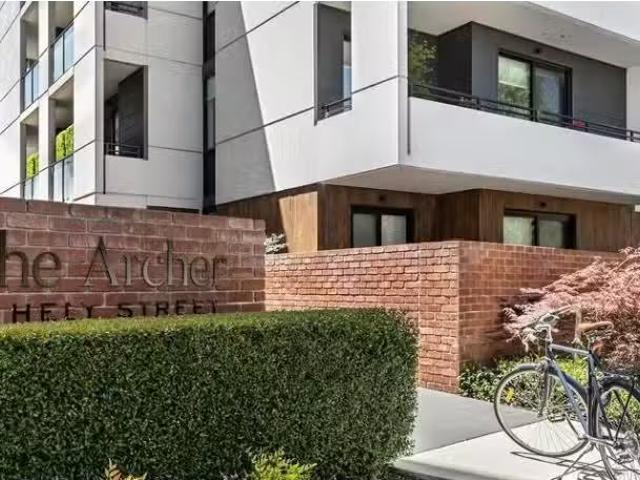 Unique 1 BR 79/5 Hely Street, Griffith Apartment for rent Lis.