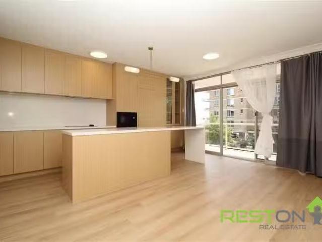 Deal! 1 BR 8/100 Spit Road, Mosman, NSW 2088