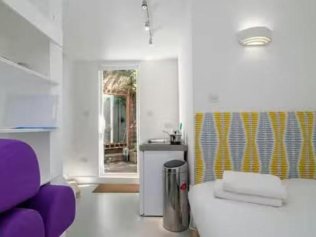Unique 1 BR Cranbury Road, London
