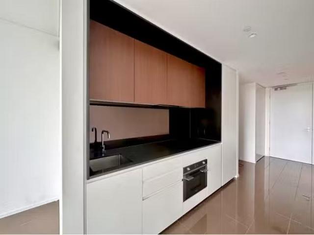 Cheap 1 BR E617/85 O'Connor Street, Chippendale Apartment for.
