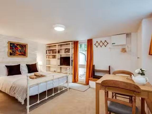 Nice 1 BR One room apartment in Oxford