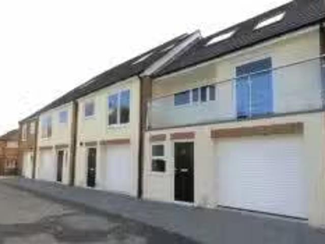 New 1 BR Property & Houses to Rent: St. James Road, Fleet, Ham.