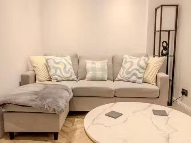 Cozy 1 BR Winchelsea Road
