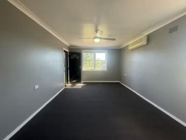 For Rent! 1 Bristol Street, Woodberry House for rent Listed b.