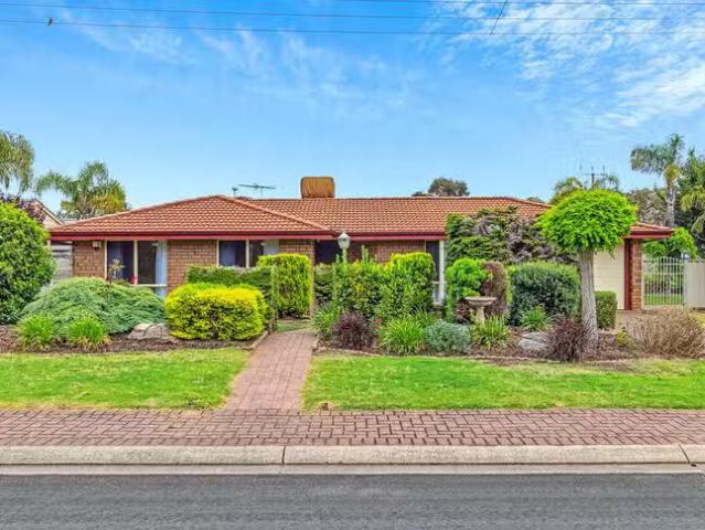 Cheap 1 Glenhuntly Drive, Flagstaff Hill, SA 5159
