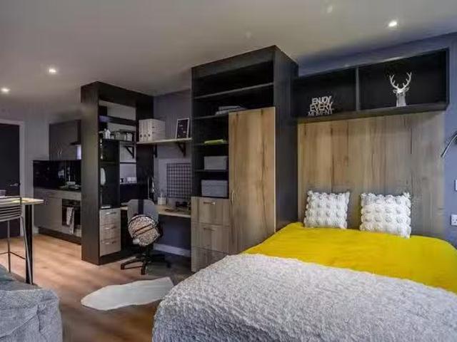 Cozy 1 Room 3 Bed Premium En Suite