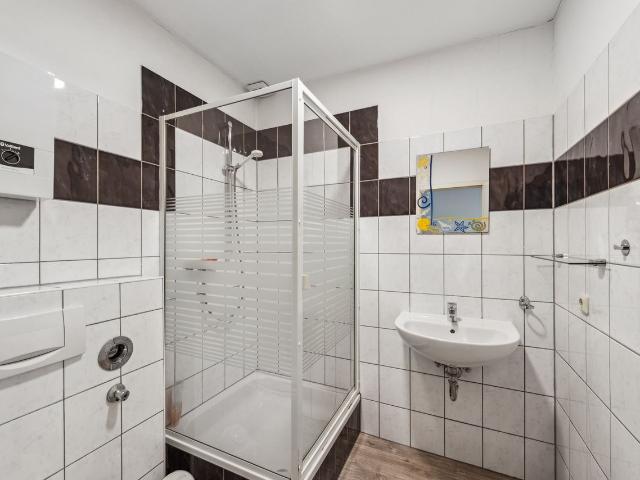 Cozy 1 room apartment with 2 single beds 28 sqm, Koln Amsterdam Apartments for Rent
