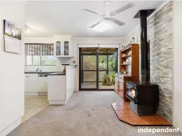 Cheap 1 Woodburn Street, Chisholm House for rent Listed by An.