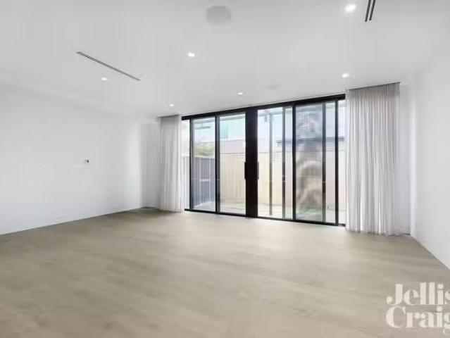 Unique 1C Claude Street, Bentleigh East VIC 3165