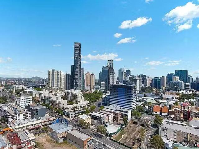For Rent! 2402/167 Alfred Street, Fortitude Valley, QLD 4006