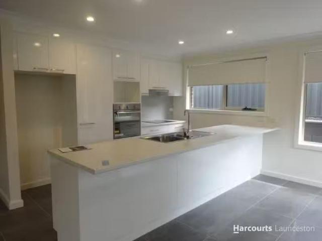 Cozy 2/44 Assisi Avenue, RIVERSIDE, TAS 7250 Unit for Rent