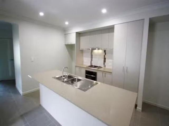 Cheap 2/49 Willow Rise Drive, Waterford, QLD 4133